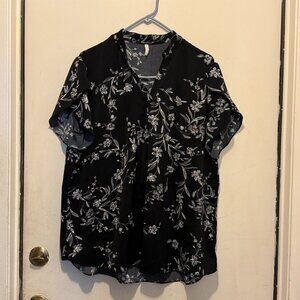Women's Anyhold 2x Floral Blouse (137)